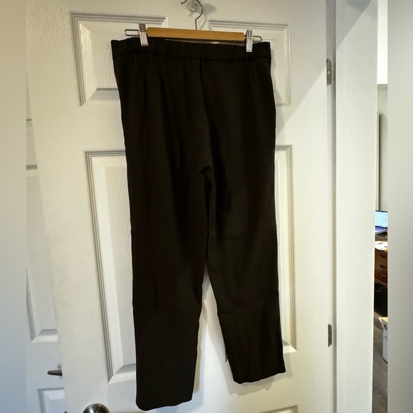Babaton pull on crepe trousers (size 8) in dark olive - Picture 4 of 5